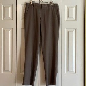 DOCKERS Men’s Flat Front Classic Fit